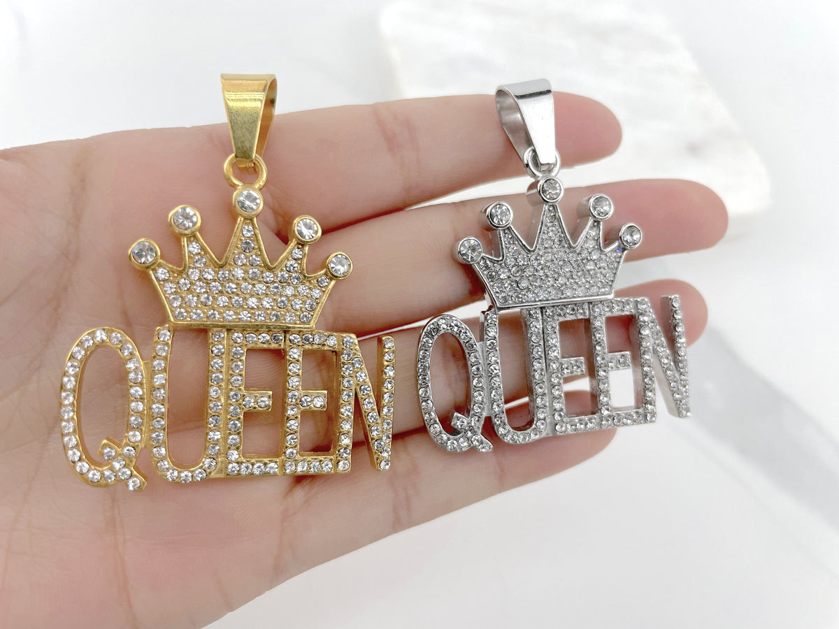 Gold queen sale crown pendant