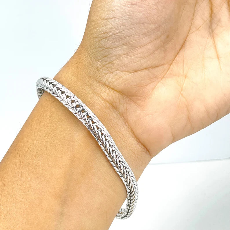 Silver Filled 6mm Specialty Chains Bracelet, 8 Inches Long, Unisex Minimalist Style