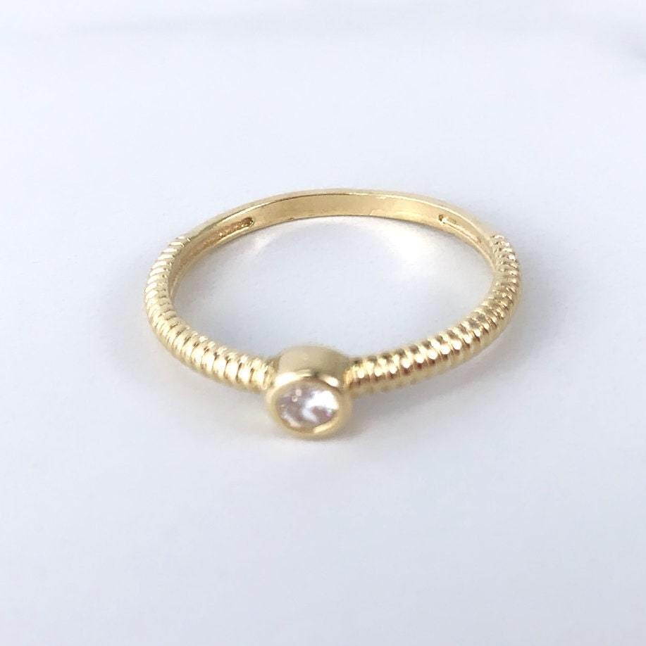 18k Gold Filled Twisted Solitaire Cubic Zirconia Ring